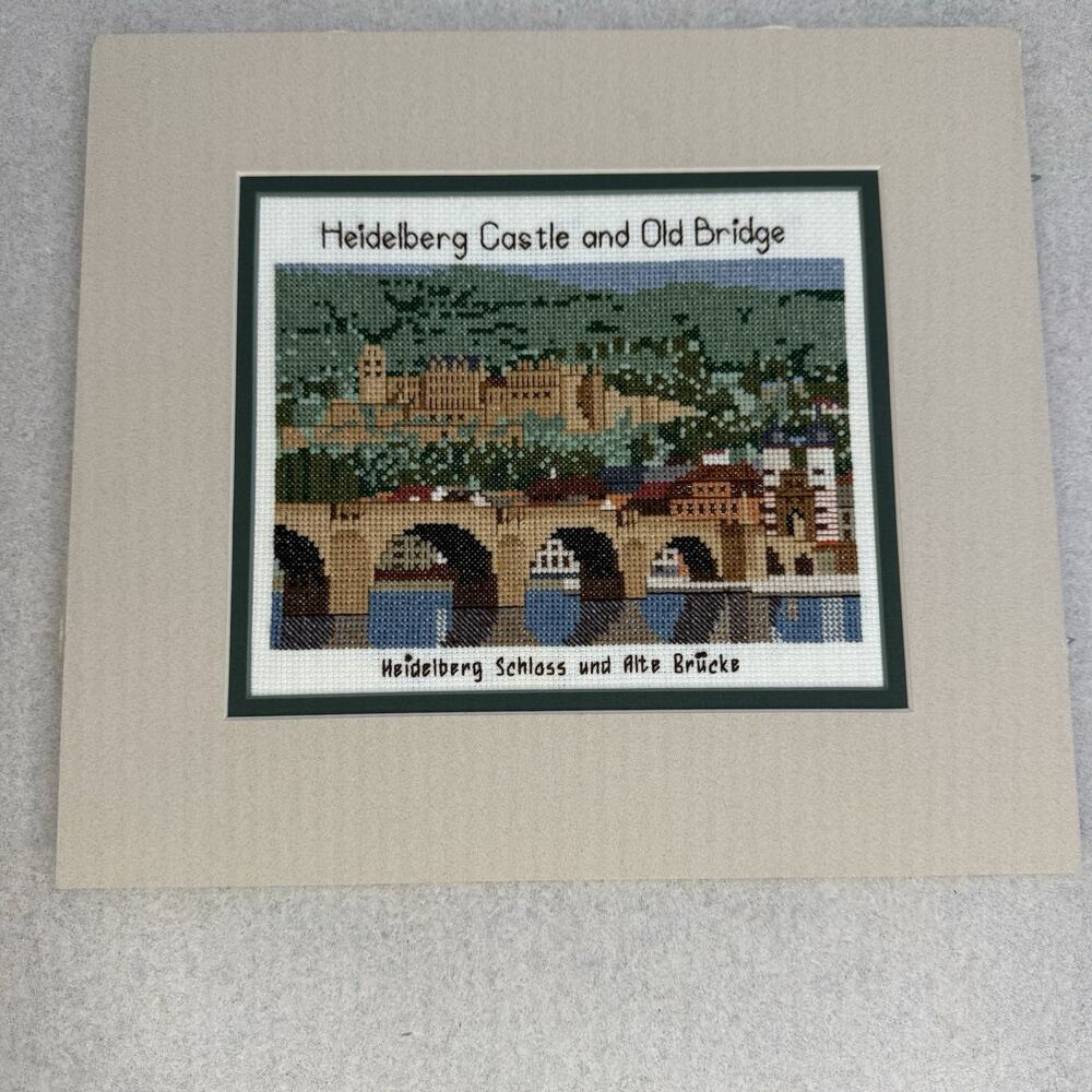 Vintage Cross Stitch Needlepoint Tapestry Canvas Cottage Hand‎ Embroidery Castle